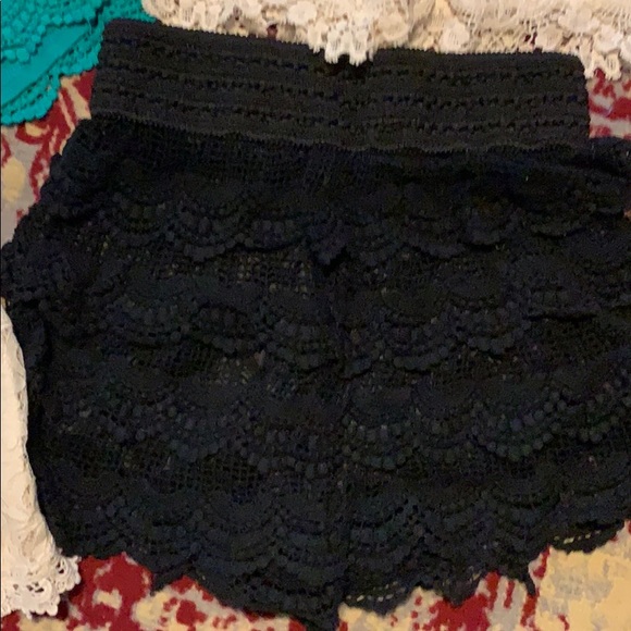 Shorts - Picture 5 of 5